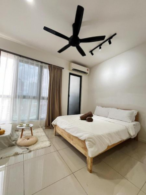 HighPark Suites PJ by The Warm Space